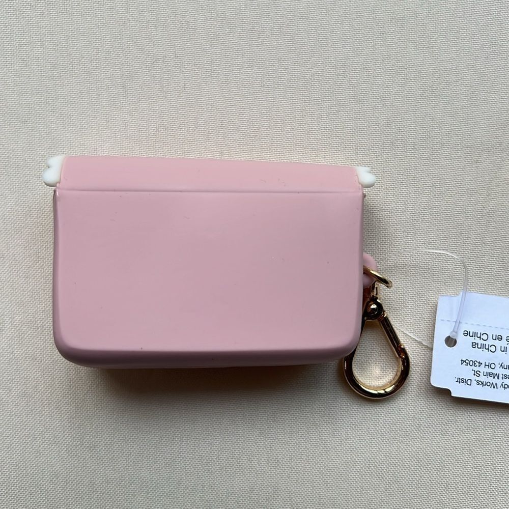 Bath & Body Works Pink Scalloped Bow Snap Case for Hand Sanitizer - Picture 7 of 10